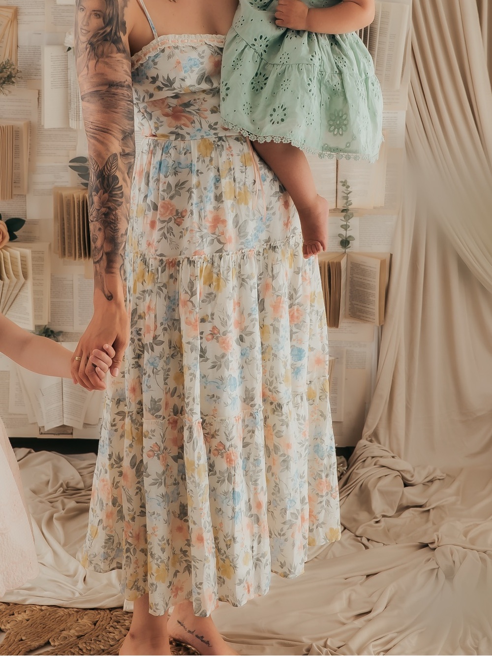 Trixxi Cream Floral Spaghetti-Strap Midi Dress
